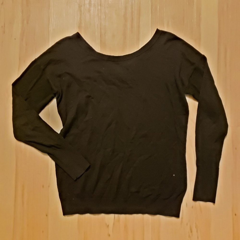 Black Banana Republic sweater